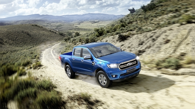 ford viet nam cong bo gia ban ranger va everest moi