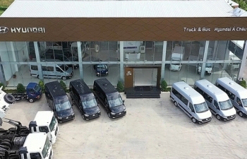 hyundai thanh cong thuong mai lien tiep khai truong dai ly moi