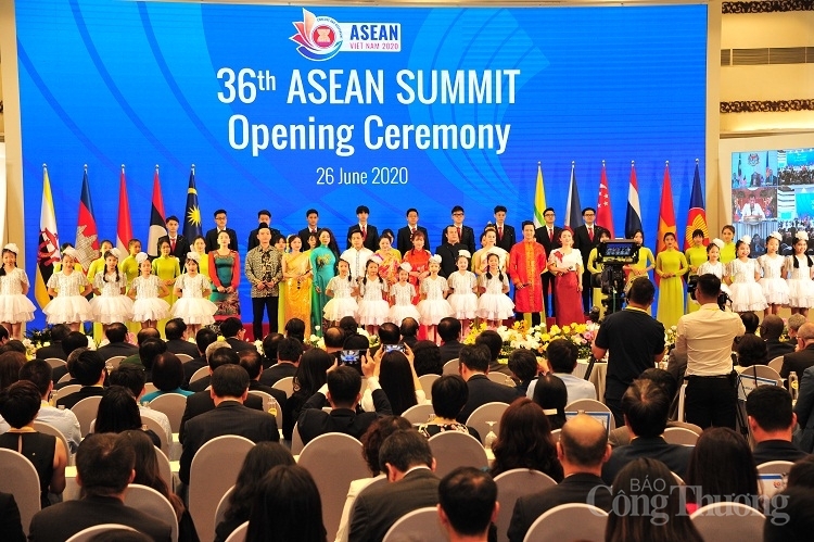 25 nam gia nhap asean giup viet nam vung vang vuon ra bien lon hoi nhap toan cau