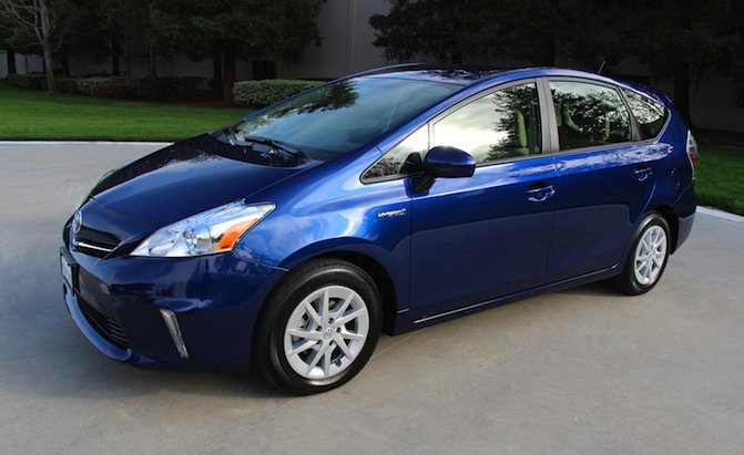 Mẫu Toyota Prius nằm trong diện triệu hồi vì lỗi phần mềm