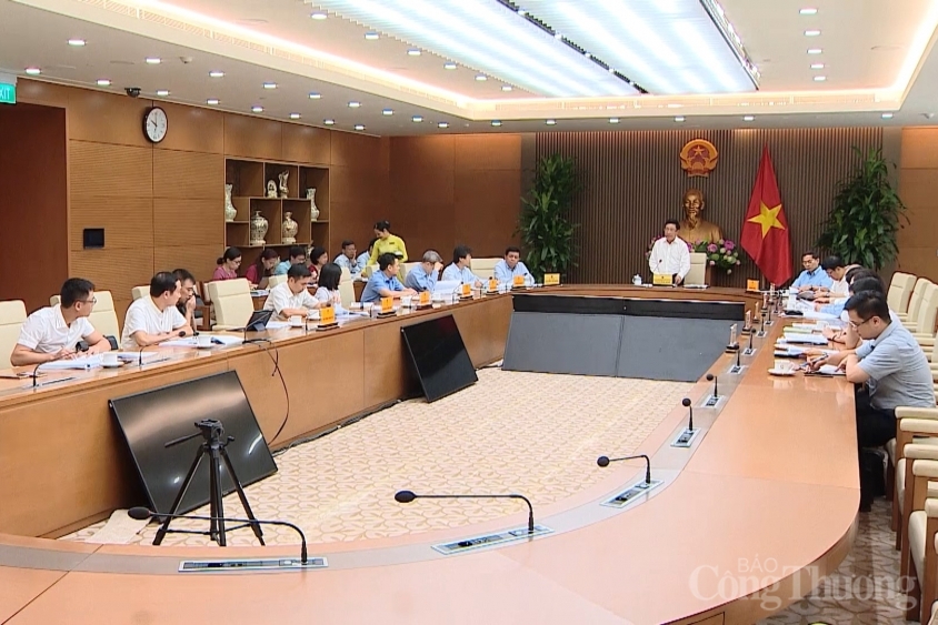 3743 to cong tac dau tu nuoc ngoai2