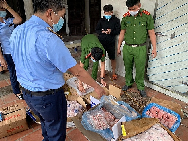 Hà Nội: Đẩy mạnh tuyên truyền phòng, chống buôn lậu, sản xuất, kinh doanh hàng giả, kém chất lượng