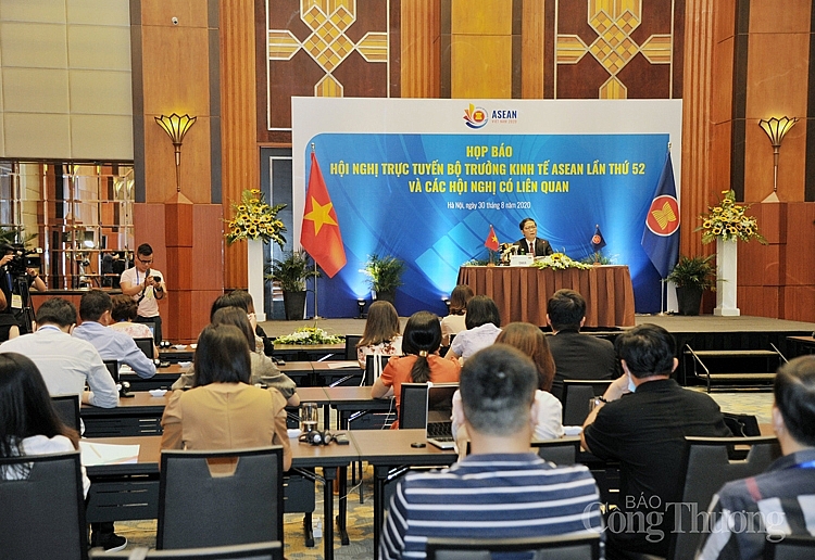 4515-hop-bao-bo-truong-asean