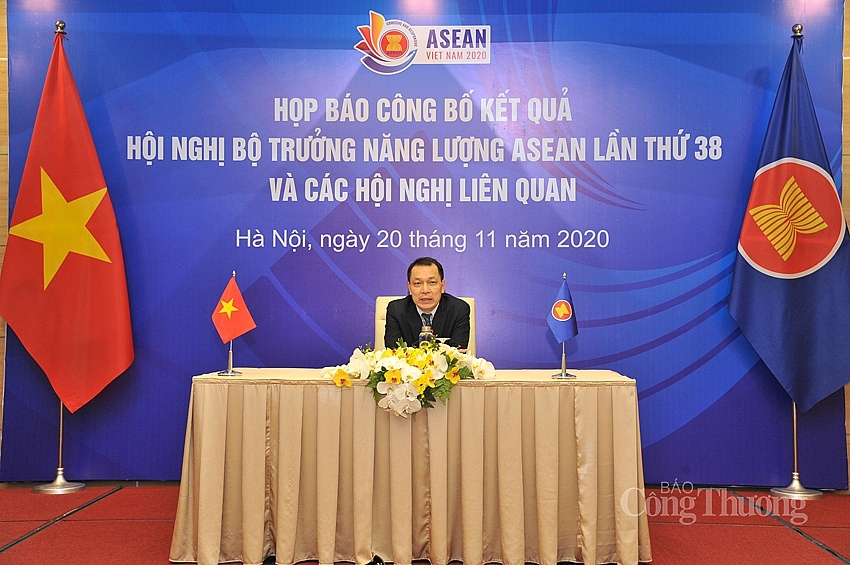 ASEAN đặt mục tiêu tỷ lệ gia tăng năng lượng tái tạo 23% vào năm 2025