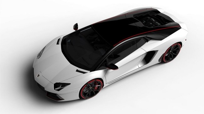 Aventador LP700-4 Pirelli Edition tuyệt đẹp trình làng