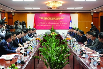vietnam laos promote energy and mineral cooperation