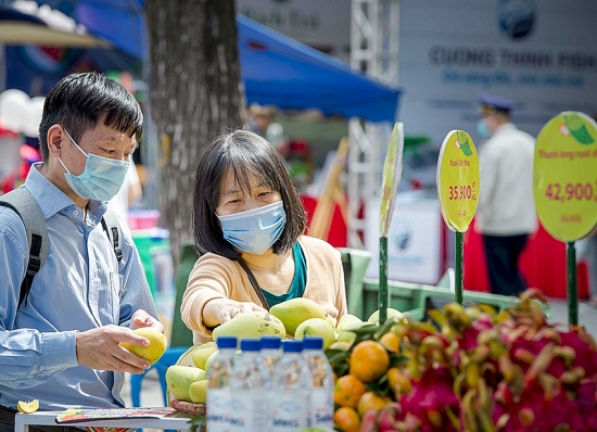 Ngày Quyền của người tiêu dùng Việt Nam năm 2024: Thông tin minh bạch - Tiêu dùng an toàn