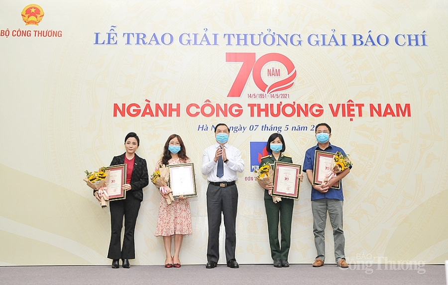 Giải Báo chí 70 năm ngành Công Thương: Tôn vinh 41 nhóm tác giả, tác phẩm