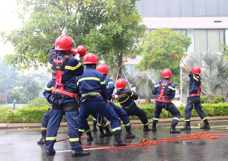 Chủ động xây dựng các phương án phòng ngừa và xử lý các tình huống nếu xảy ra cháy, nổ, sự cố, tai nạn, bảo đảm nhanh, kịp thời, hiệu quả theo phương châm 4 tại chỗ.