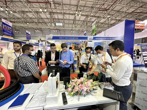 Khai mạc chuỗi triển lãm Vienam Expo 2022 và triển lãm ngũ kim, dụng cụ cầm tay, thang máy