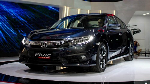 Honda Civic thế hệ mới giá gần 1 tỷ đồng