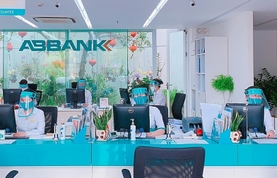 ABBANK triển khai nhiều gói ưu đãi về lãi suất cho vay và phí dịch vụ cho khách hàng