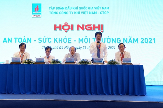 pv gas nang tam cong tac an toan suc khoe moi truong trong giai doan moi