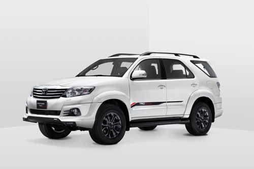 Toyota Việt Nam ra mắt Fortuner TRD Sportivo 2015