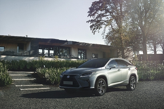 lexus rx ra mat phien ban moi 2018