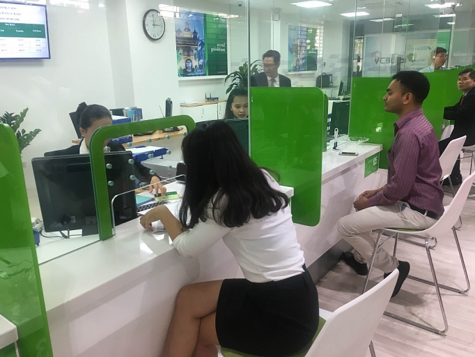 them mot nha bang viet mo chi nhanh o nuoc ngoai vietcombank