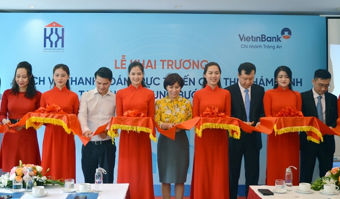 khai truong dich vu thanh toan vien phi khong dung tien mat tai benh vien ung buou ha noi