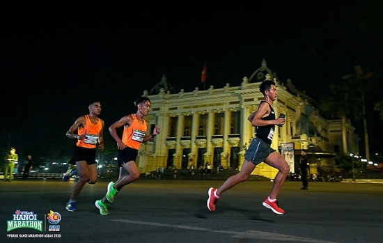 VPBank Hanoi Marathon ASEAN 2020 chính thức trở thành sự kiện của năm Chủ tịch ASEAN 2020