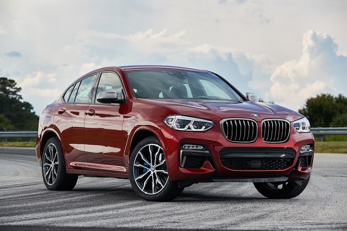 bmw x4 hoan toan moi sap co mat tai viet nam