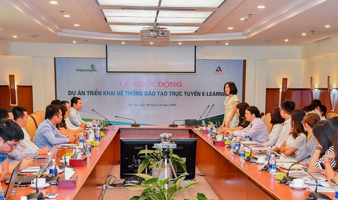 vietcombank khoi dong du an he thong dao tao truc tuyen e learning