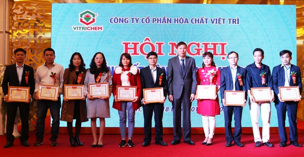 cong ty co phan hoa chat viet tri vuot kho thanh cong