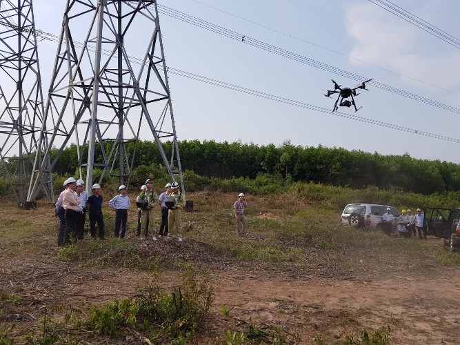 duong day 500kv mach 2 3 tiep tuc su menh moi bang tinh than tu cuong