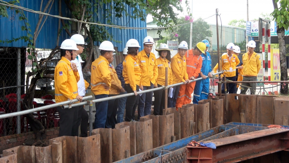 pv gas ra soat tien do thi cong giai doan 2 du an nam con son 2