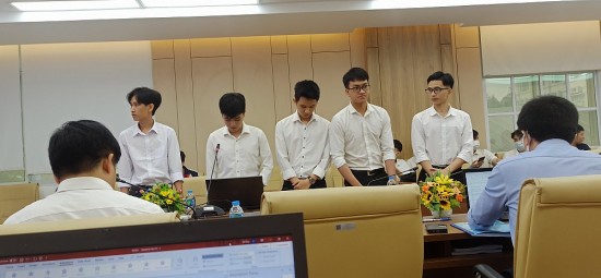 Sinh viên Đại học Công nghiệp Hà Nội nghiên cứu thành công “dây chuyền làm bánh trung thu tự động”