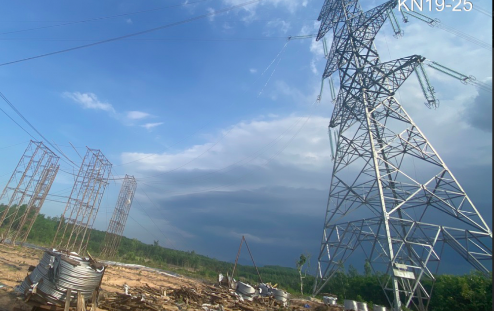 Dự án đường dây 500KV mạch 3 đoạn Dốc Sỏi - Pleiku 2: “Nước rút” về đích