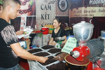hoi cho thuong mai quoc te viet trung la o cai la n thu 17 nang cao ta m voc va chat luong