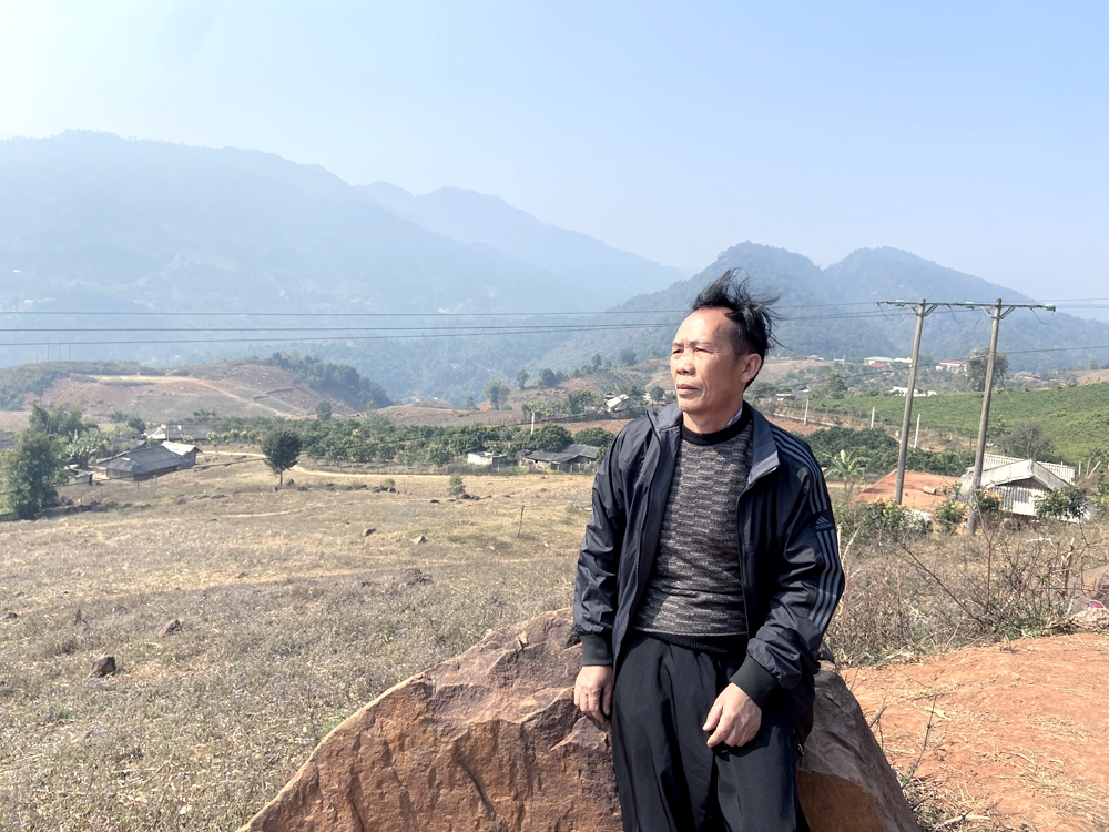 Người đàn ông hơn 30 năm làm trưởng bản