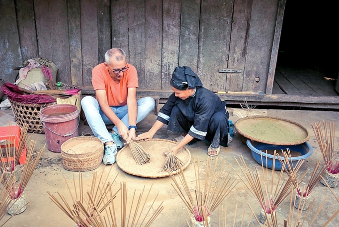 trai nghiem du lich cong dong phia thap