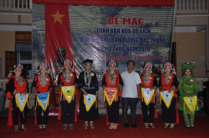 nguoi phu nu dao nang dong tu tin