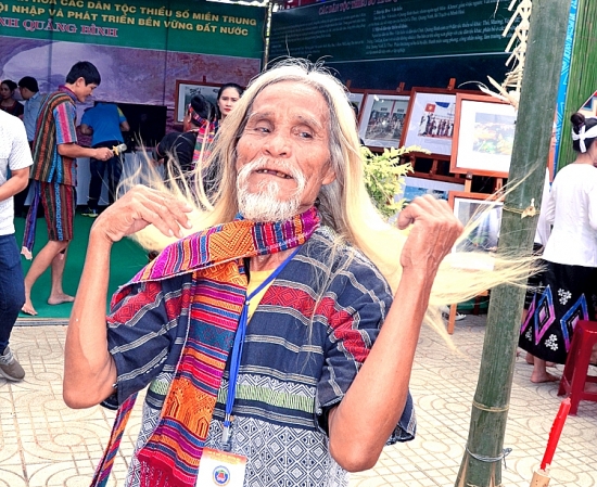 gia lang ho ai giu gin van hoa truyen thong cua nguoi bru van kieu