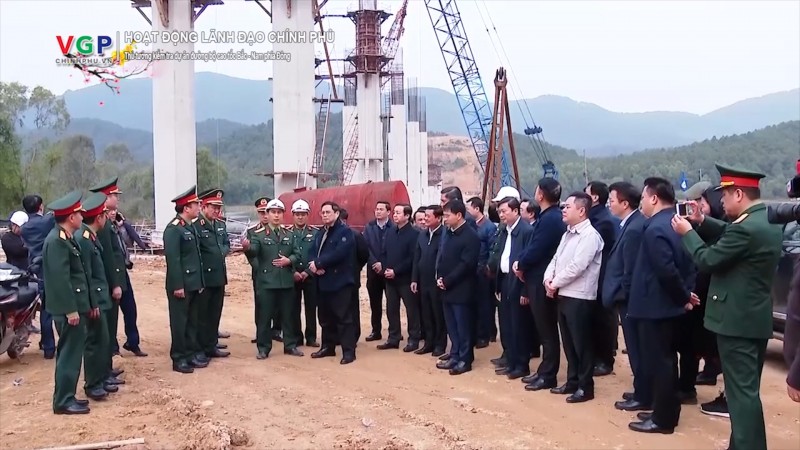 Thủ tướng: Sửa đổi tiêu chí, tiêu chuẩn lựa chọn nhà thầu bảo đảm công khai, minh bạch