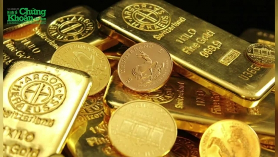 Tháng 9, mua vàng hay gửi tiền tiết kiệm có lợi hơn?