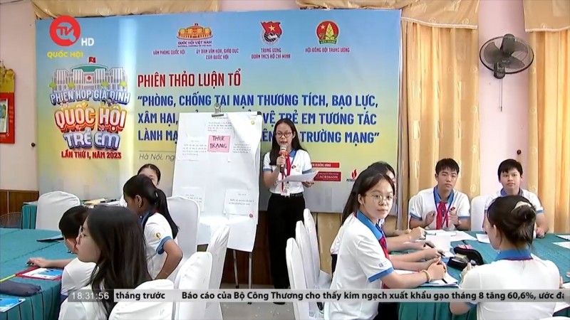 Quốc hội trẻ em: Thảo luận tại tổ