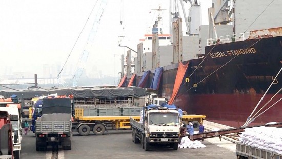 Doanh nghiệp xuất khẩu chịu ảnh hưởng từ căng thẳng Nga - Ukraine